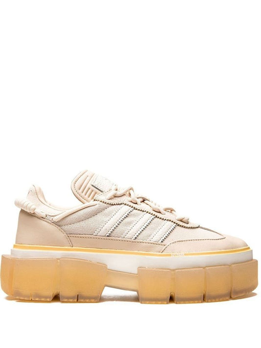 Adidas Ivy Park Super-Sleek in Ivory White